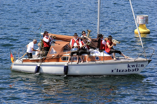 跟队记者：凯尔-沃克目前身体不适，前往都灵之前将接受评估.