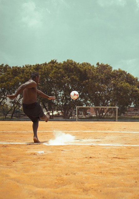 【原创】今日竞彩足球专家推荐：周四003英超：伊普斯VS布莱顿.
