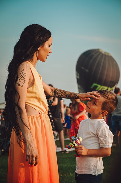 打个对折能有人要?曼联想在夏窗清洗安东尼和桑乔等球员.